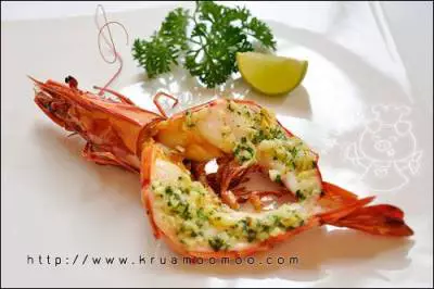 วิธีทำ กุ้งอบเนยกระเทียม อร่อยๆ