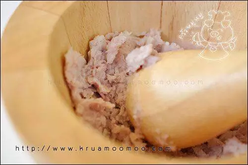 บดเผือกให้ละเอียด