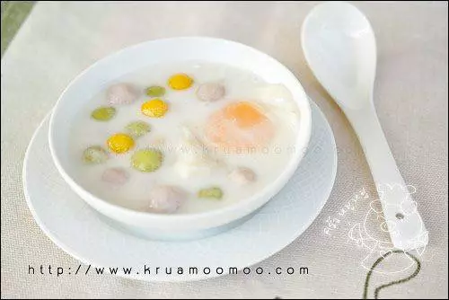 บัวลอยสามสีไข่หวาน