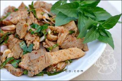 น้ำตกหมู