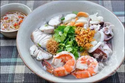 วิธีทำ ข้าวต้มทะเล เมนูอาหารง่ายๆ อร่อยๆ