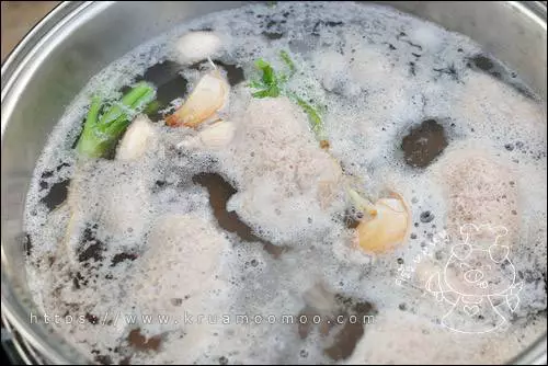 ช้อนฟองออก